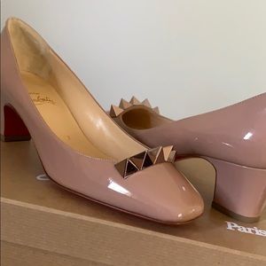Christian Louboutin Pyramidame 37.5